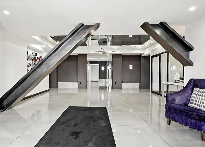 Luxury - Reese Tower Tulsa