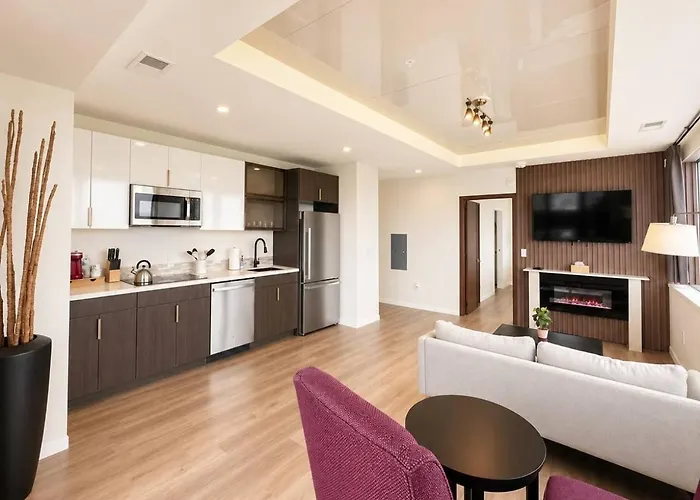 Luxury - Reese Tower 4*